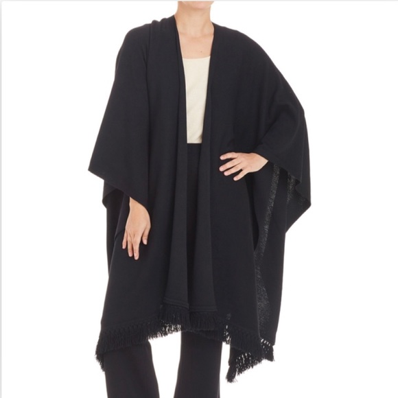 St. John Collection Sweaters - St. John Collection Santana Knit Shawl Poncho